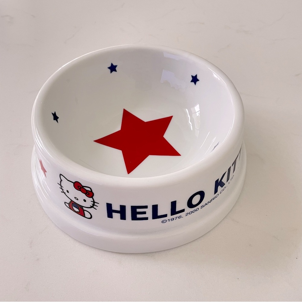 ✨𝙷𝚘𝚜𝚝 𝙿𝚒𝚌𝚔✨ Sanrio Hello Kitty Vintage Ceramic Pet Bowl
